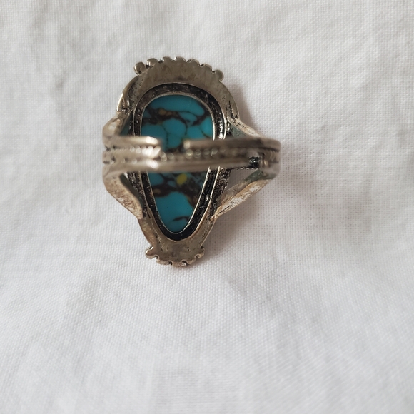 Turquoise Style Stone Ring Antiqued Silver Metal Adjustable Ornate Coastal Boho - Picture 3 of 9